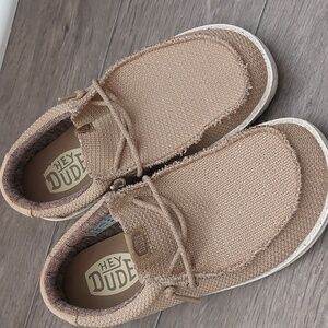 Hey Dude Wally Youth Sport